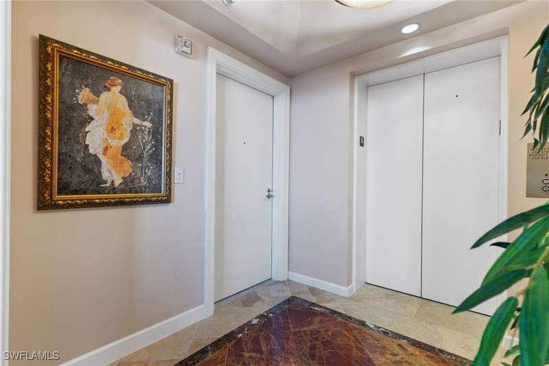 3 bedroom Condominium at 1060 Borghese Ln 1506, Aversana, Naples — photo 2