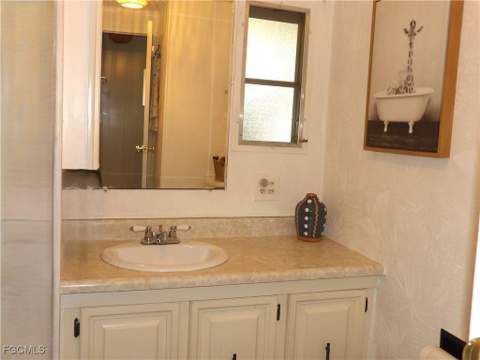 838 Hollyberry Ct, North Fort Myers FL - photo 21 of 26