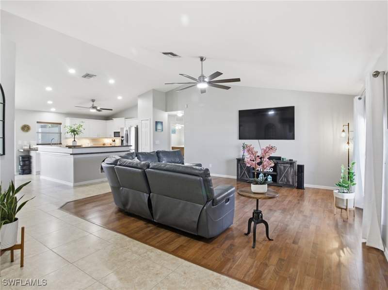 3 bedroom SingleFamilyResidence at 2833 NW 4th Ave, Cape Coral, Cape Coral — photo 3