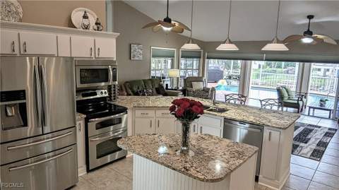 5471 Harborage Dr, Fort Myers FL - photo 15 of 50