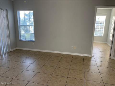 124 Santa Clara Dr 15, Naples FL - photo 9 of 37