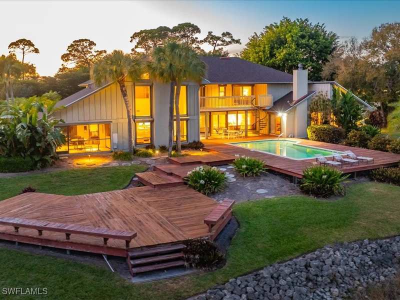 5 bedroom SingleFamilyResidence at 154 Cajeput Dr, Pine Ridge, Naples — photo 1