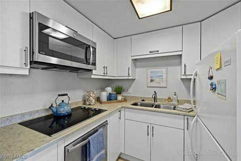 140 Seaview Ct 1704S, Marco Island FL - photo 6 of 25
