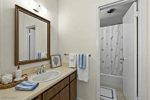 140 Seaview Ct 1704S, Marco Island FL - photo 7 of 25