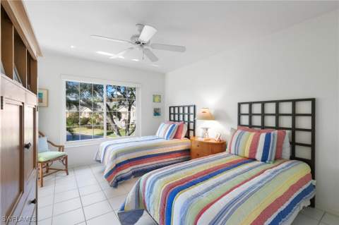 768 Wiggins Lake Dr 202, Naples FL - photo 17 of 36