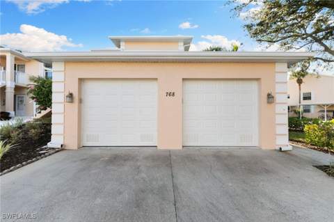 768 Wiggins Lake Dr 202, Naples FL - photo 24 of 36