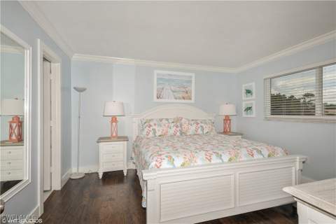 190 Turtle Lake Ct 311, Naples FL - photo 21 of 47