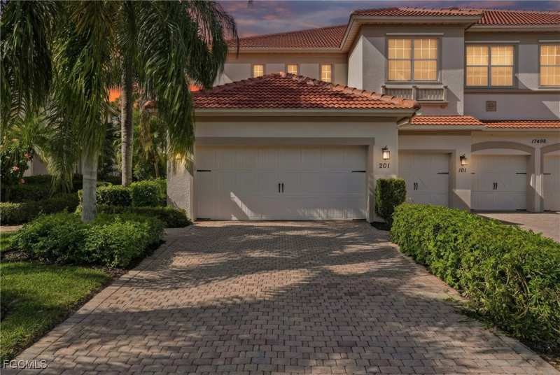 3 bedroom Condominium at 17498 Old Harmony Dr 201, Harmony Pointe, Fort Myers — photo 1