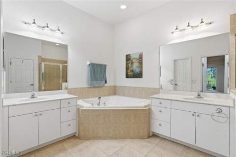 17498 Old Harmony Dr 201, Fort Myers FL - photo 17 of 36