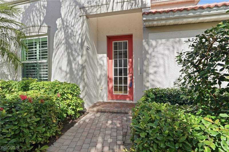 3 bedroom Condominium at 17498 Old Harmony Dr 201, Harmony Pointe, Fort Myers — photo 4