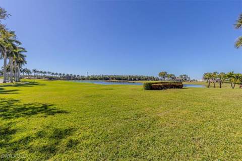 9195 Michael Cir 1303, Naples FL - photo 22 of 26
