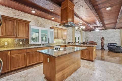 7395 Stonegate Dr, Naples FL - photo 8 of 46