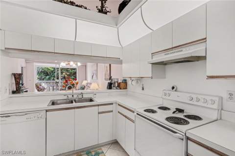 326 Bradstrom Cir 201F, Naples FL - photo 12 of 25