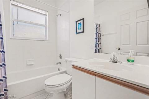 326 Bradstrom Cir 201F, Naples FL - photo 16 of 25