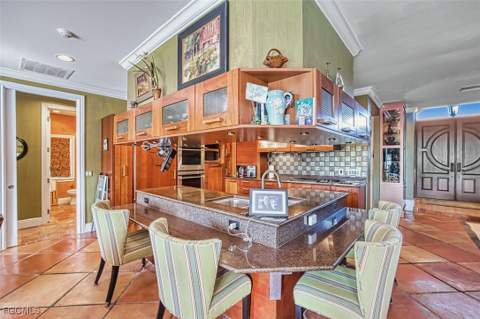 130 Montrose Dr, Fort Myers FL - photo 13 of 46