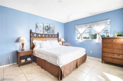 5483 Rattlesnake Hammock RD 207, Naples FL - photo 8 of 15