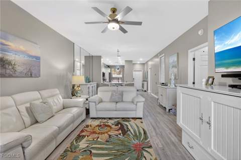 8231 Parkstone Pl 105, Naples FL - photo 10 of 43