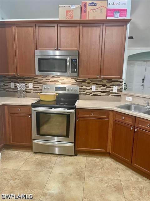 2020 NE 34th Ln, Cape Coral FL - photo 22 of 25