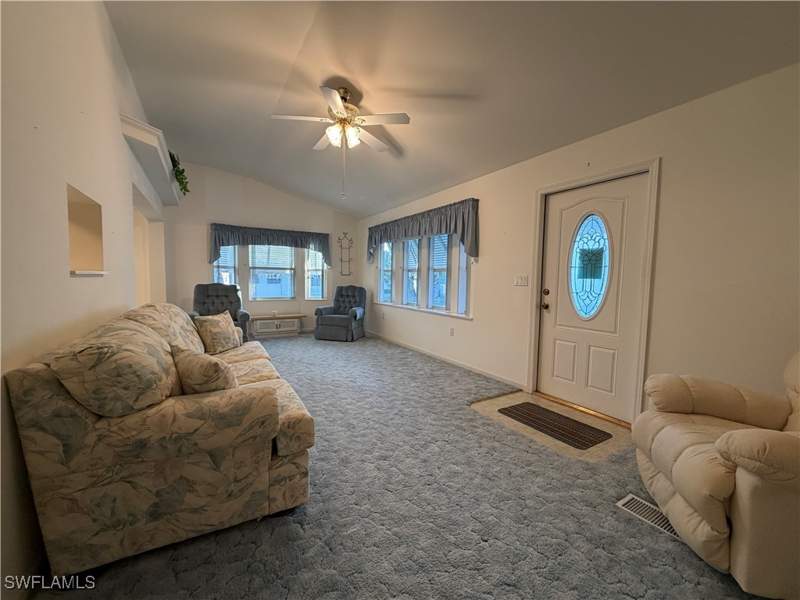 1 bedroom ManufacturedHome at 4680 Washington Way W, Riverwoods Plantation, Estero — photo 5