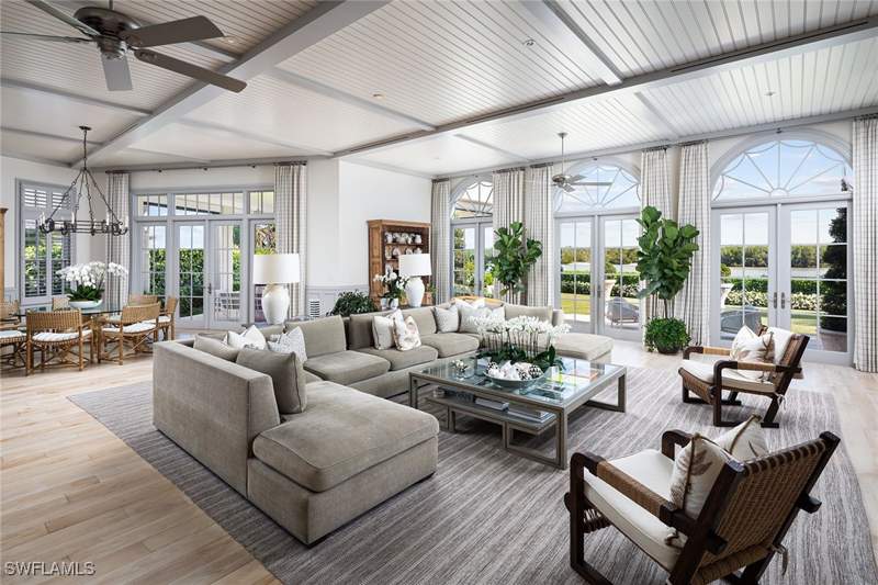 6 bedroom SingleFamilyResidence at 1975 Galleon Dr, Port Royal, Naples — photo 4