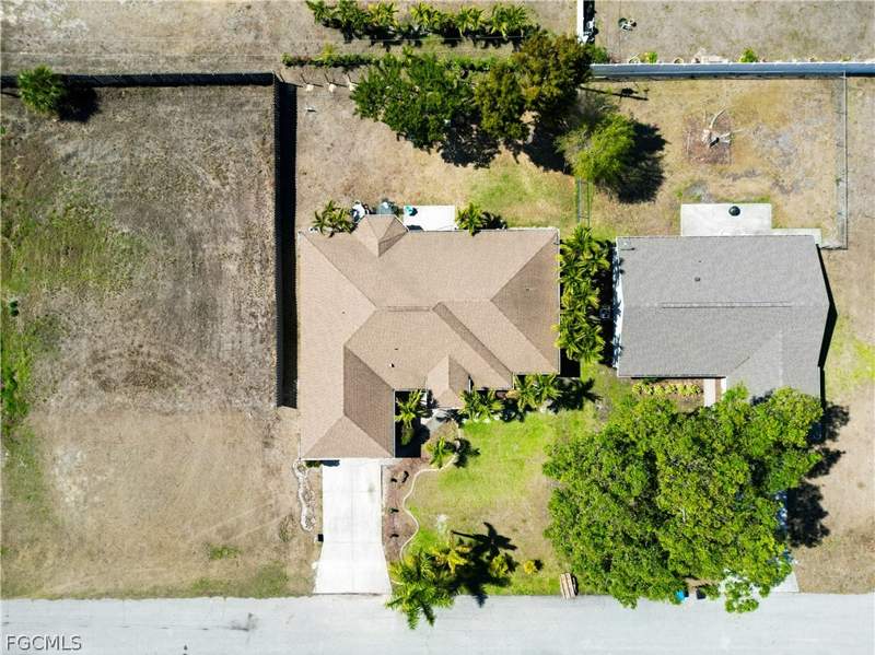 4 bedroom SingleFamilyResidence at 2620 NE 21st Ct, Cape Coral, Cape Coral — photo 3