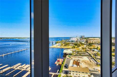 2090 W First St 1810, Fort Myers FL - photo 16 of 46