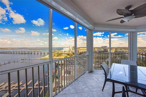 2090 W First St 1810, Fort Myers FL - photo 17 of 46