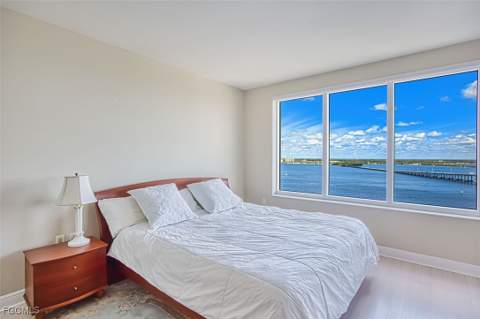 2090 W First St 1810, Fort Myers FL - photo 18 of 46