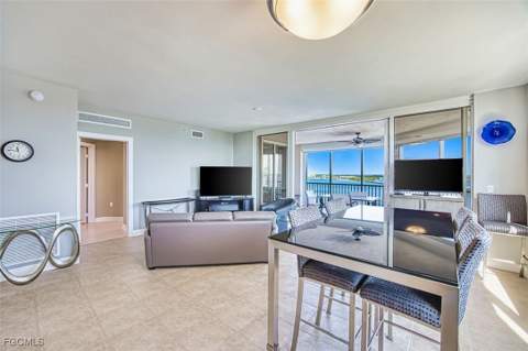 2090 W First St 1810, Fort Myers FL - photo 8 of 46
