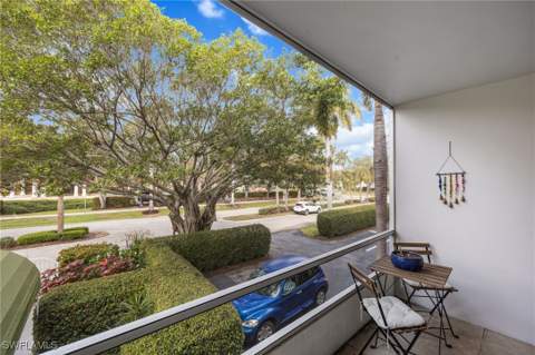 72 7th St S 206, Naples FL - photo 19 of 38