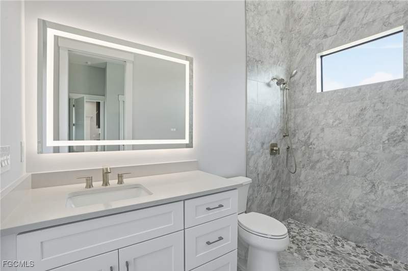 4 bedroom SingleFamilyResidence at 2819 SW 40Th St, Cape Coral, Cape Coral — photo 2