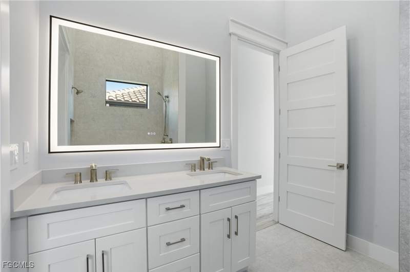 4 bedroom SingleFamilyResidence at 2819 SW 40Th St, Cape Coral, Cape Coral — photo 3