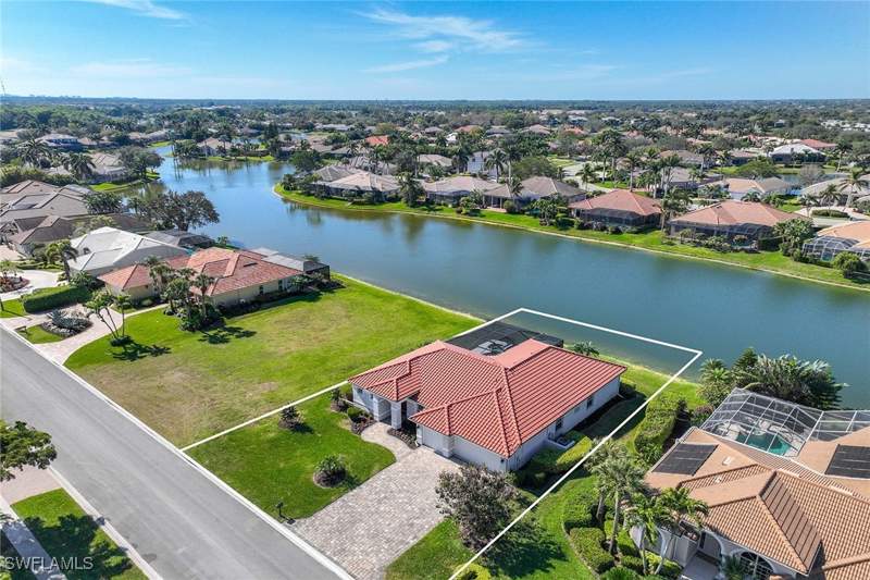 3 bedroom SingleFamilyResidence at 8943 Lely Island Cir, Lely Island Estates, Naples — photo 2