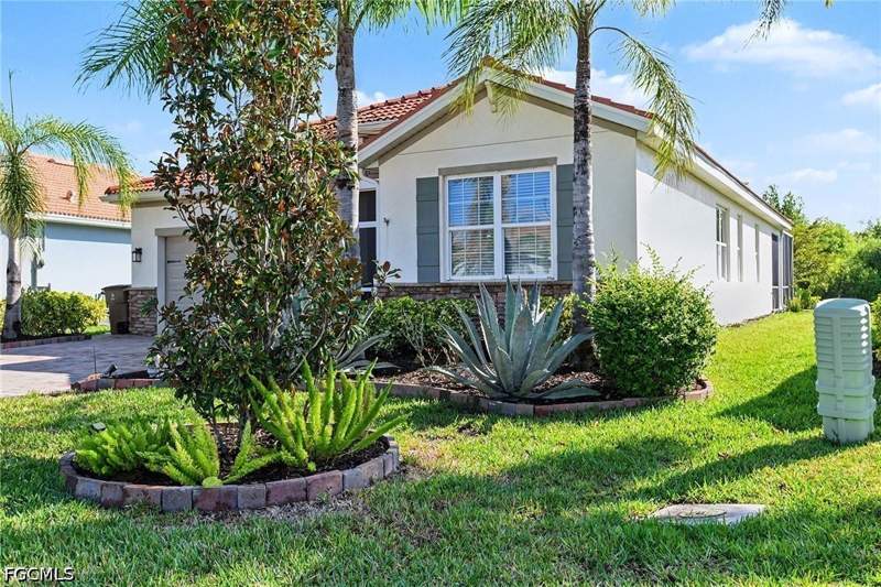 2 bedroom SingleFamilyResidence at 15154 Yellow Wood Dr, Cascades, Alva — photo 4