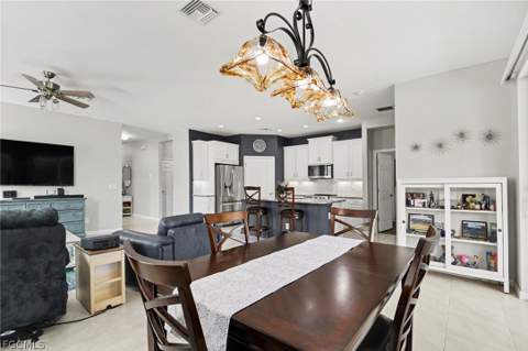 15154 Yellow Wood Dr, Alva FL - photo 8 of 42