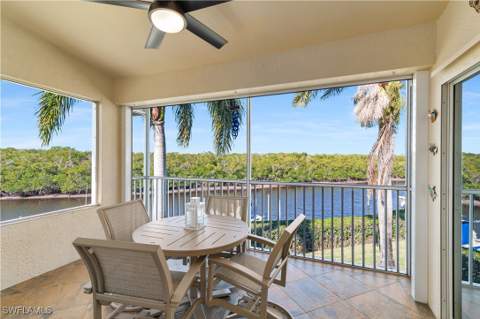 162 Newport Dr 1207, Naples FL - photo 15 of 48