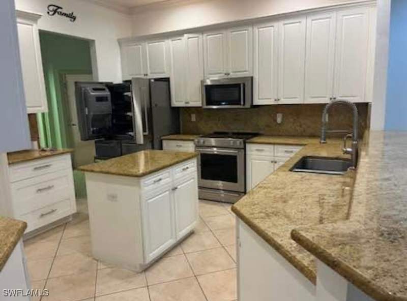 4 bedroom SingleFamilyResidence at 2841 12th Ave NE, Golden Gate Estates, Naples — photo 5
