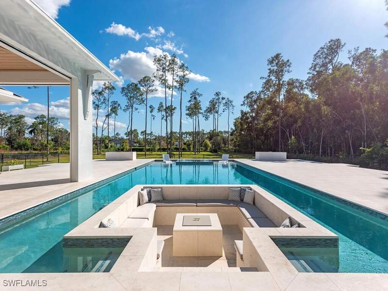 4 bedroom SingleFamilyResidence at 6824 Sable Ridge Ln, Livingston Woods, Naples — photo 3