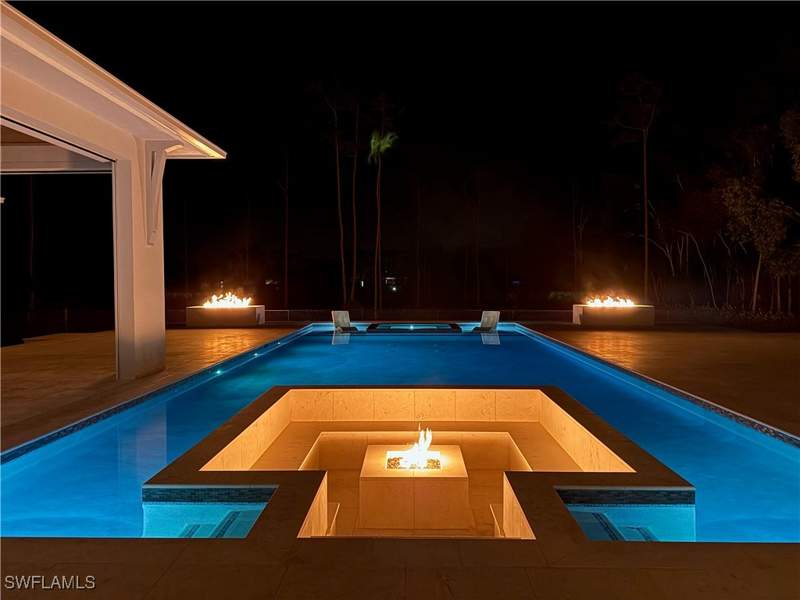 4 bedroom SingleFamilyResidence at 6824 Sable Ridge Ln, Livingston Woods, Naples — photo 4