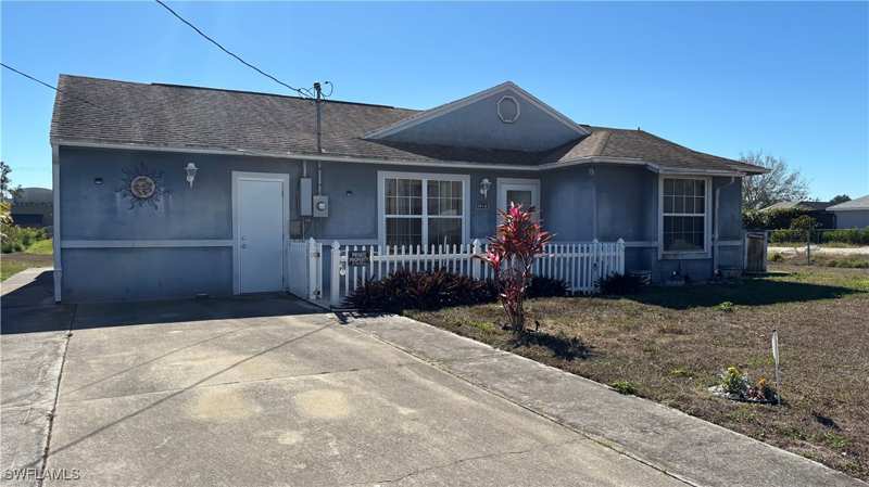 2 bedroom SingleFamilyResidence at 3015 6th St W, Lehigh Acres, Lehigh Acres — photo 1