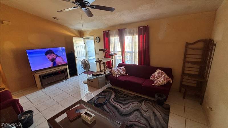 2 bedroom SingleFamilyResidence at 3015 6th St W, Lehigh Acres, Lehigh Acres — photo 3