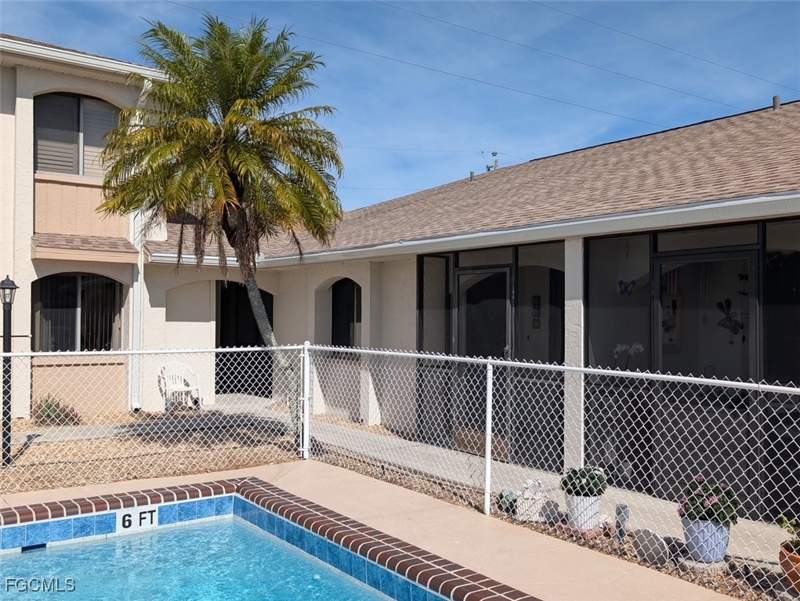 2 bedroom Condominium at 1111 Cape Coral Pkwy W 106, Danah Court Condo, Cape Coral — photo 2