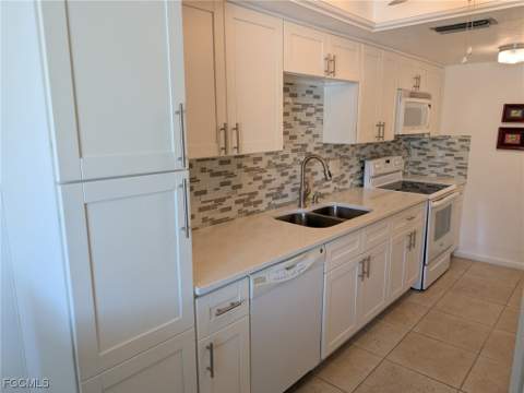 1111 Cape Coral Pkwy W 106, Cape Coral FL - photo 7 of 25