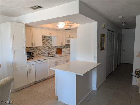 1111 Cape Coral Pkwy W 106, Cape Coral FL - photo 9 of 25