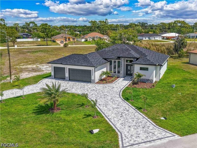 4 bedroom SingleFamilyResidence at 4403 Ramsey Blvd, Cape Coral, Cape Coral — photo 1