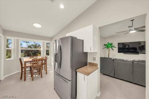 7320 Glenmoor Ln 2304, Naples FL - photo 10 of 50