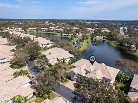 25051 Ballycastle Ct 201, Bonita Springs FL - photo 10 of 33