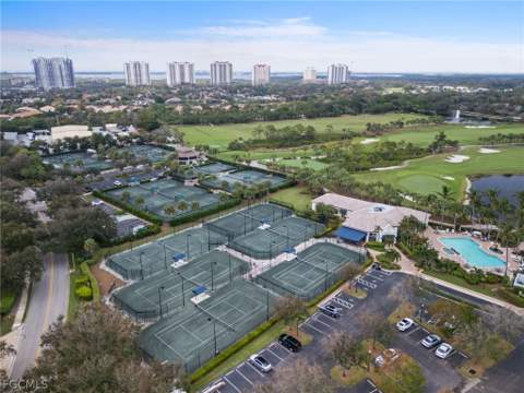 25051 Ballycastle Ct 201, Bonita Springs FL - photo 11 of 33