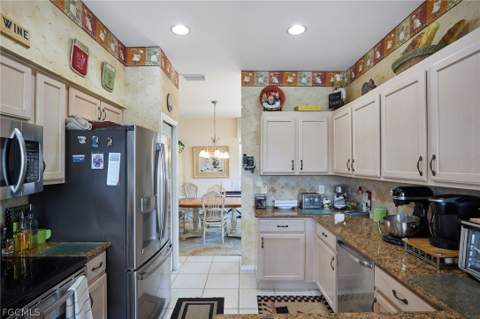 25051 Ballycastle Ct 201, Bonita Springs FL - photo 19 of 33