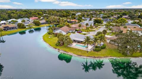 2341 Mayfield Ct 8, Naples FL - photo 6 of 43